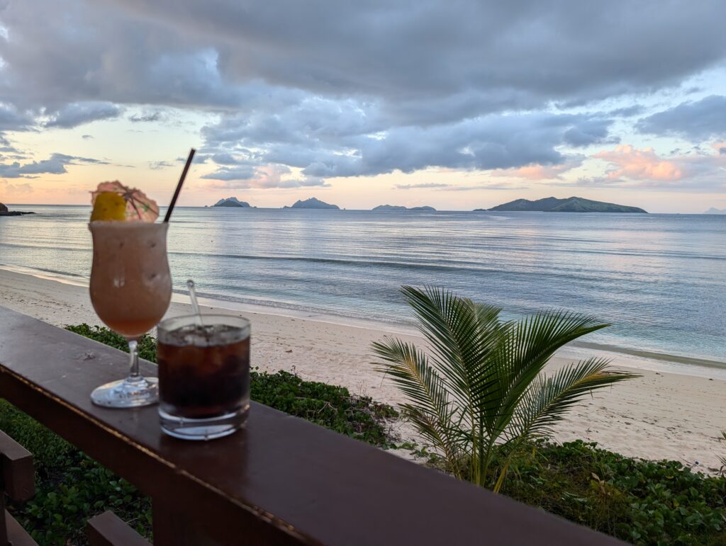 ビーチで飲んだカクテル